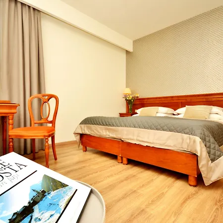 Diana Jardin Et 호텔