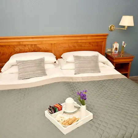 Hotel Diana Jardin Et