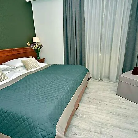 Hotel Diana Jardin Et 3*