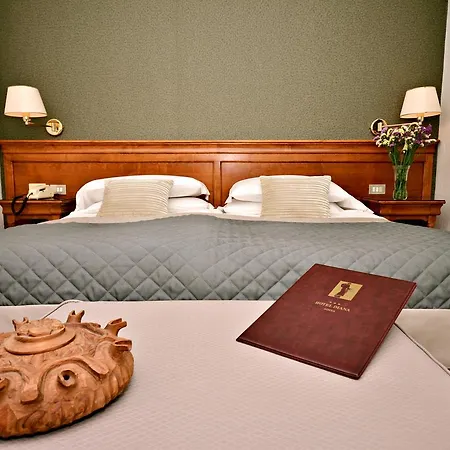Diana Jardin Et Hotel