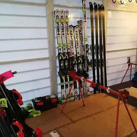 Diana Jardin Et فندق بولّييْن