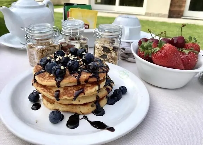 Diana Jardin Et Pollein