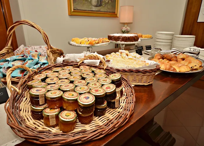 Diana Jardin Et Pollein